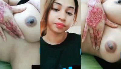 Sexy Gf Showing Boobs And Pussy